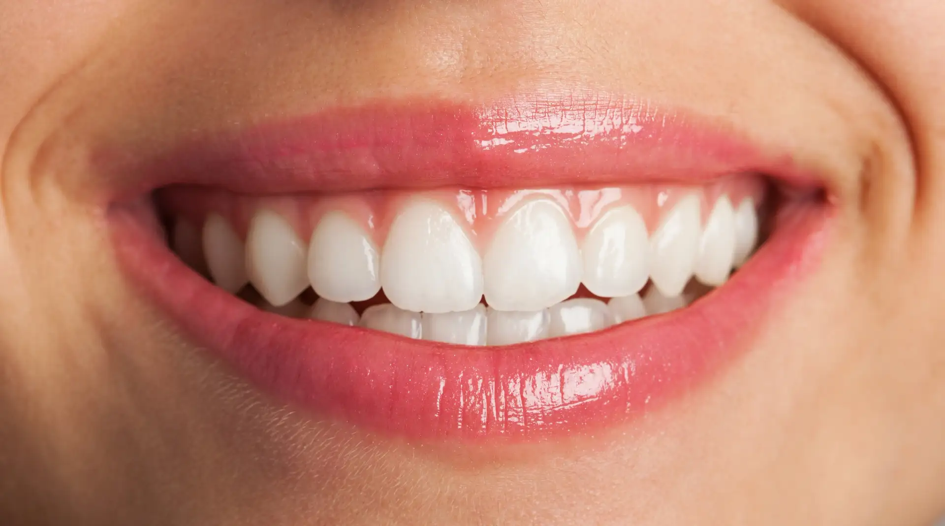 primer plano-sonrisa-perfecta